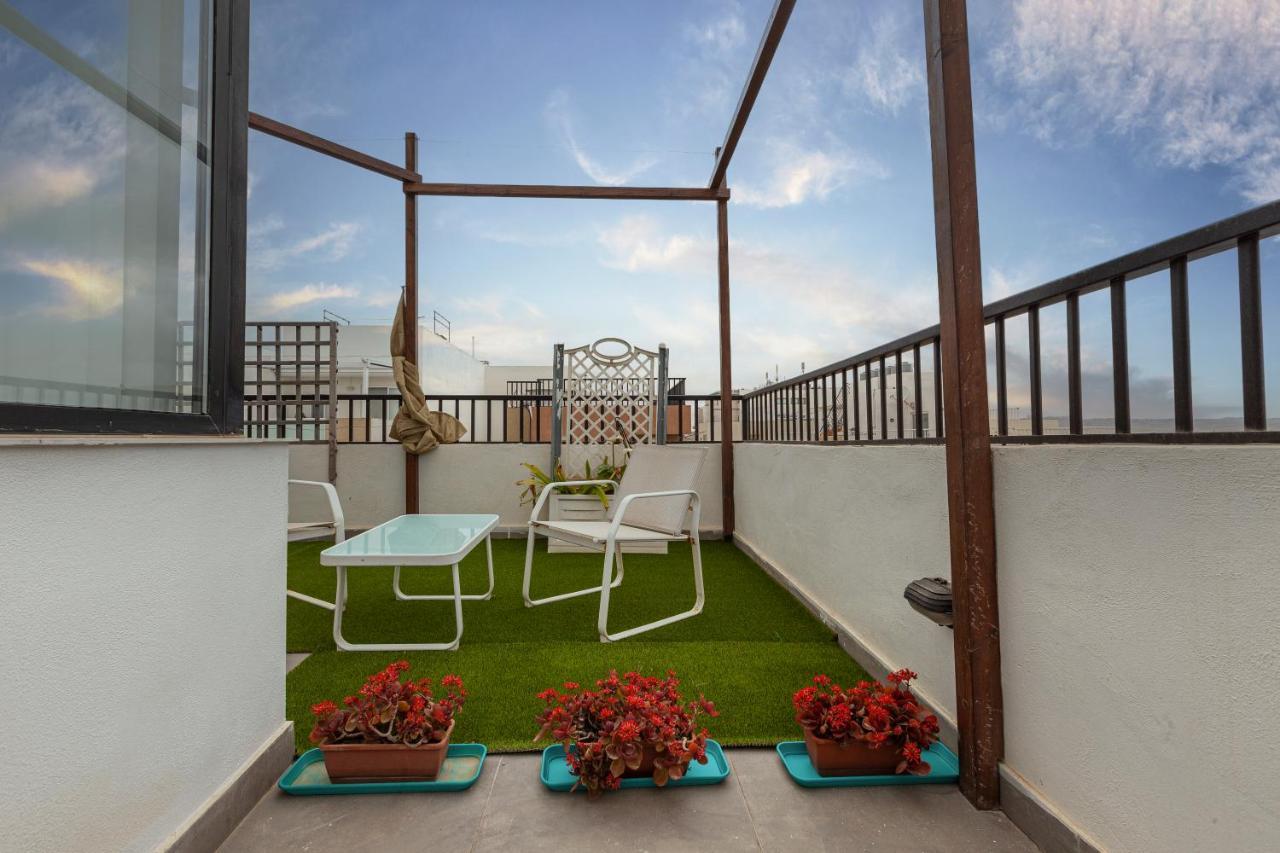 Perfect Seaview Penthouse Apartment St. Paul's Bay Exterior photo